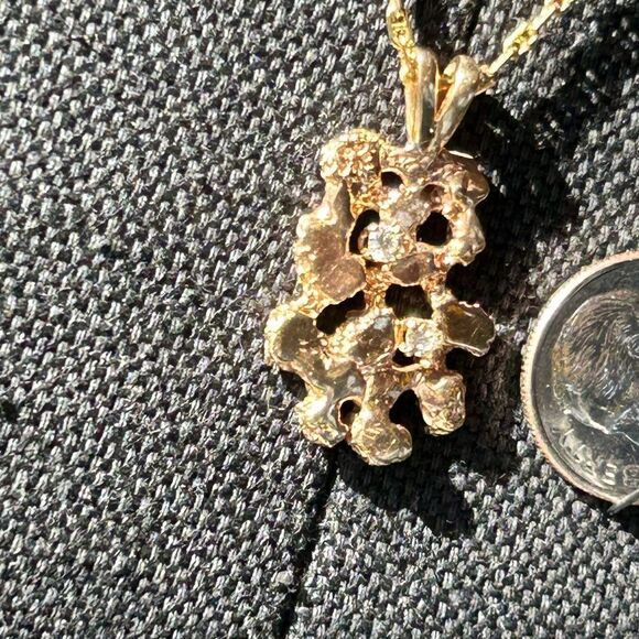 14K Gold Two Diamond Channel Set And Nugget Design Rectangular Pendant Unisex - Picture 6 of 11